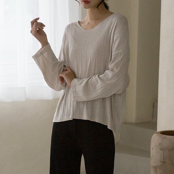 （T-5558）モダンライトVネックニット