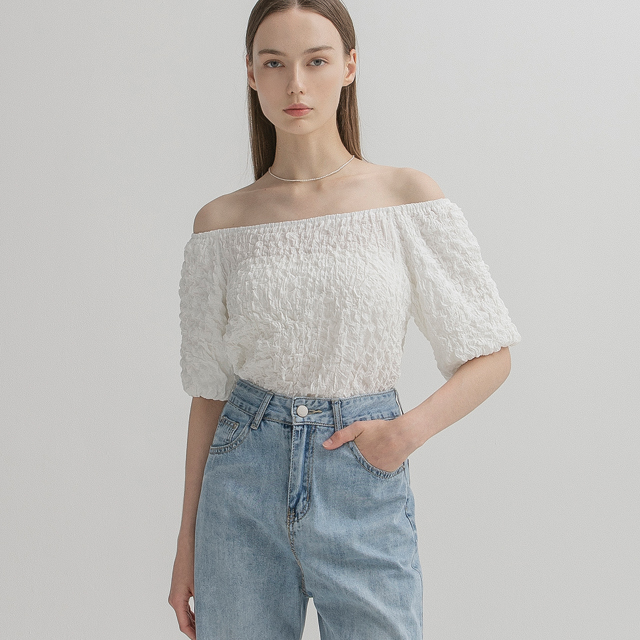 (BL-4092)ボリュームエンボブラウス