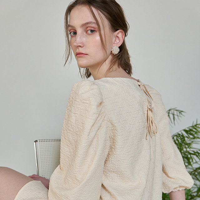 (OP-6031)バーチャルエンボペプラムミニワンピース