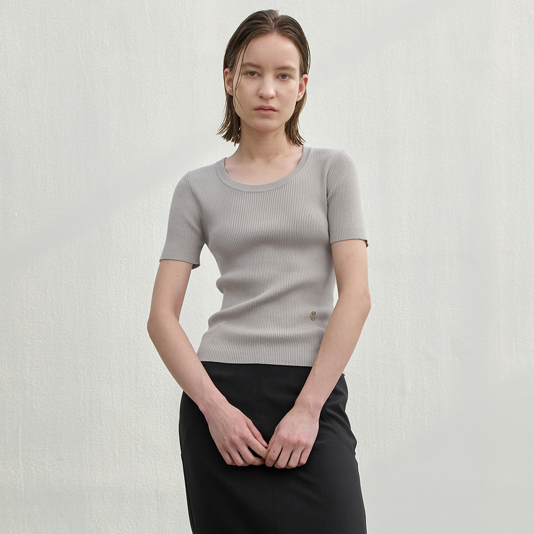 （T-6858）ESSENTIAL MOLLIS SLIM KNIT