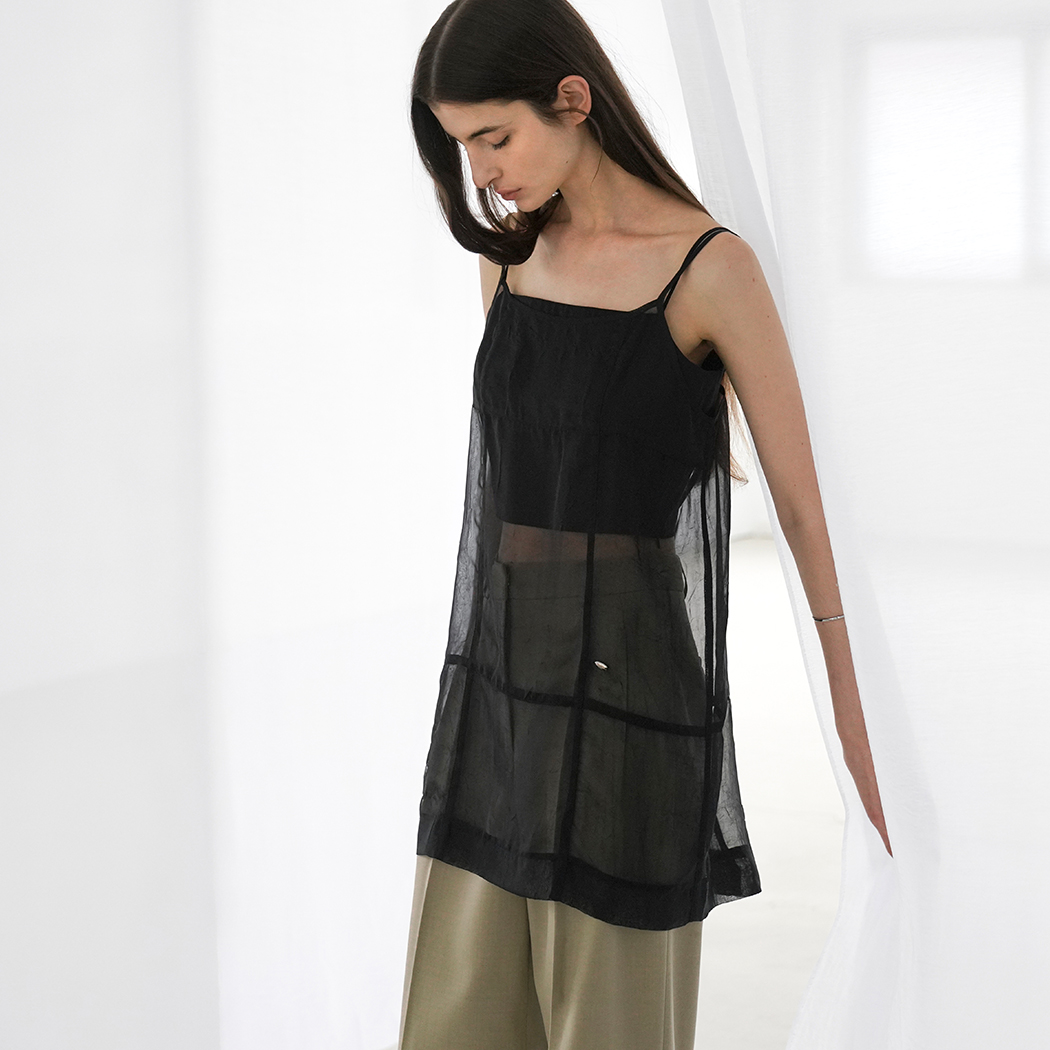 （BL-4332）ORGANZA LAYERED SLEEVELESS DRESS
