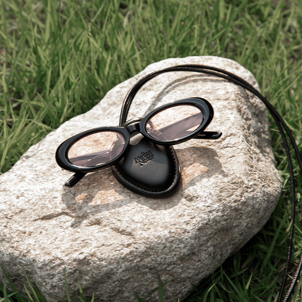 （ETC-2719）PEBBLE LEATHER MIRROR＆SUNGLASS HOLDER