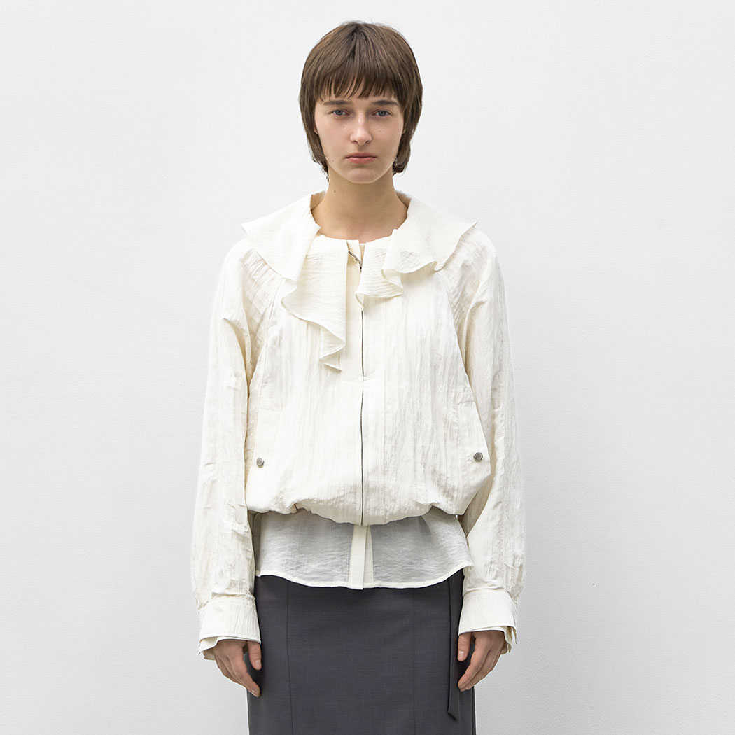 （BL-4293）NECK FLARE RUFFLE SHIRT