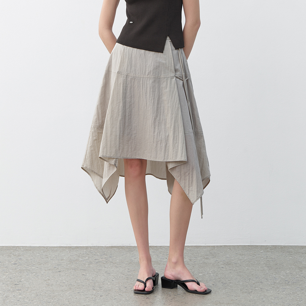 （SK-5011）POINTED HEMLINE FLARE SKIRT