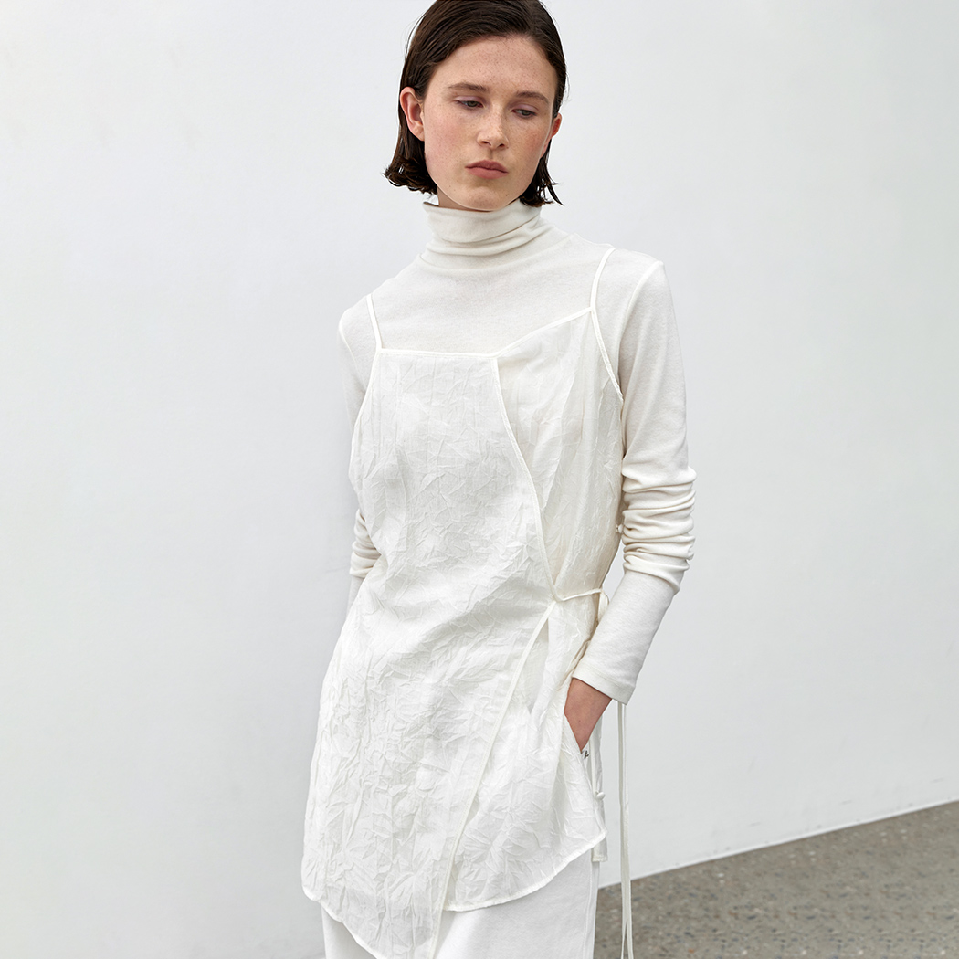 （BL-4362）WRAP LAYERED SLEEVELESS BLOUSE