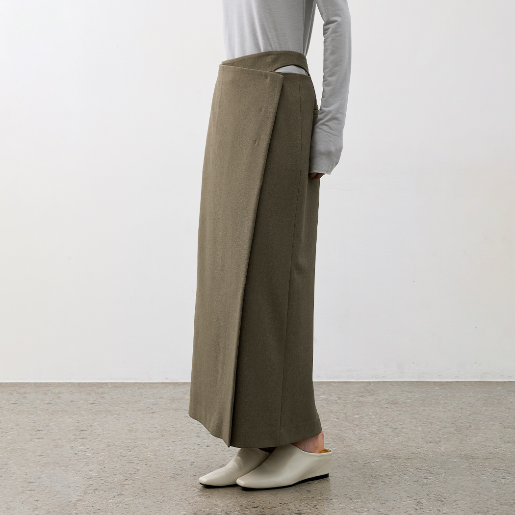 （SK-5042）CYNTHIA CUTOUT MAXI SKIRT