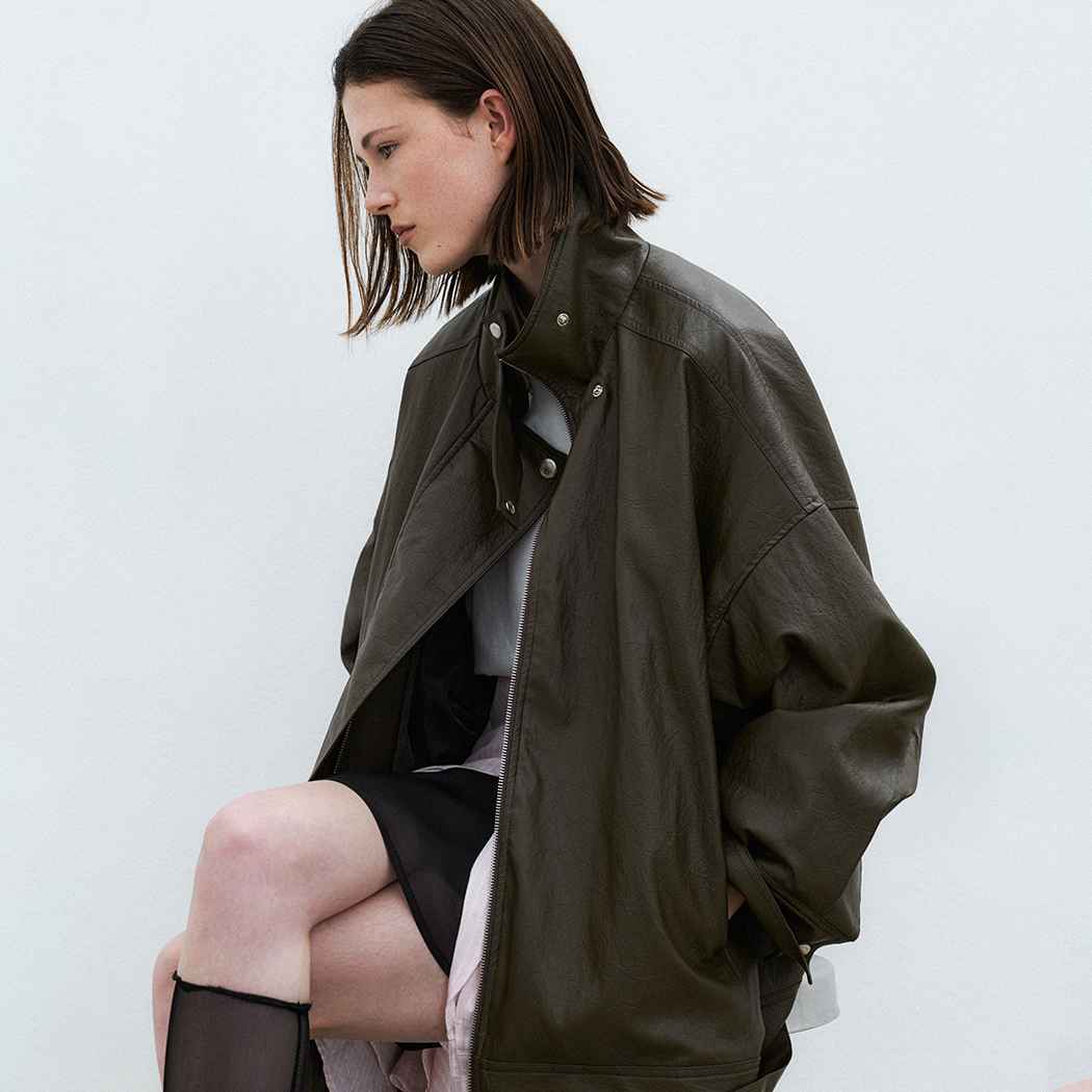 （JP-592）HIGH NECK OVERFIT LEATHER JUMPER