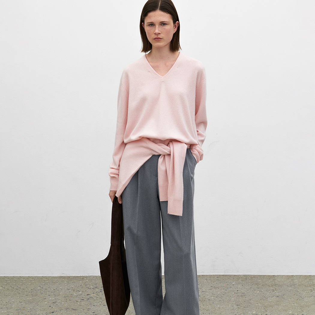（PT-5688）ESSENTIAL AUBE TWO TUCK PANTS