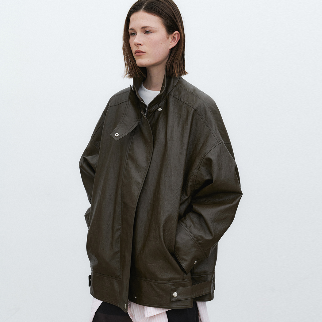 (JP-592)HIGH NECK OVERFIT LEATHER JUMPER