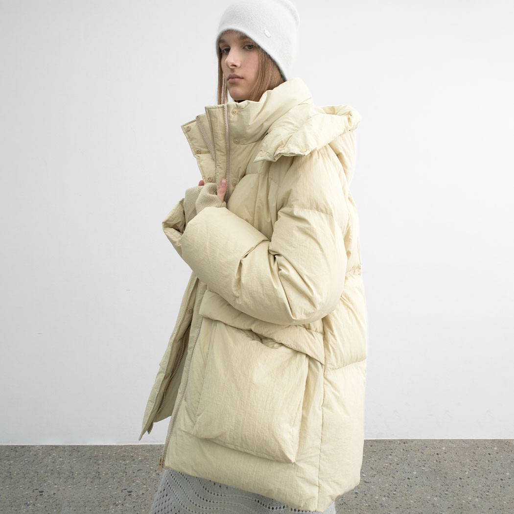 （JP-583）DUCK DOWN HOODY HALF PADDING