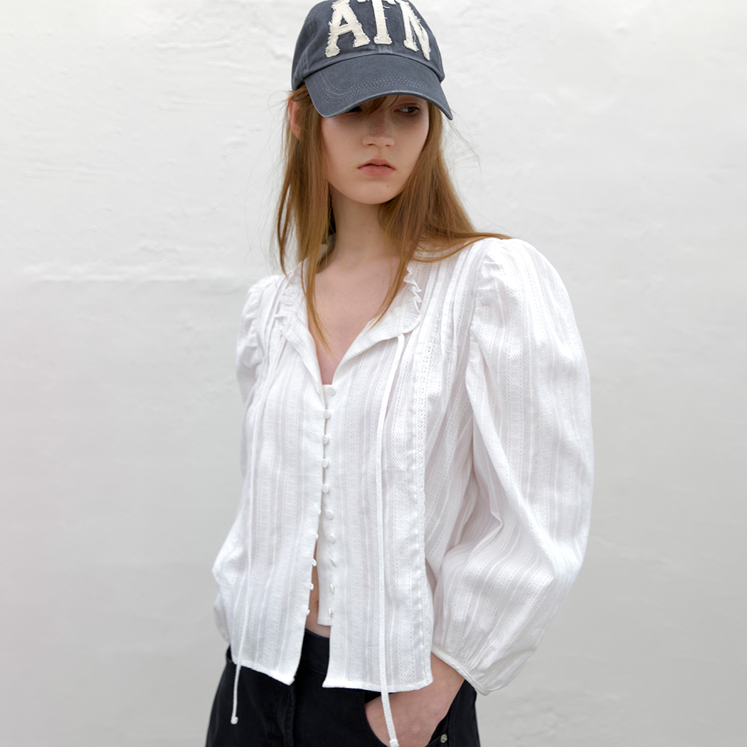 （BL-4394）VOLUME SLEEVE LACE COTTON BLOUSE