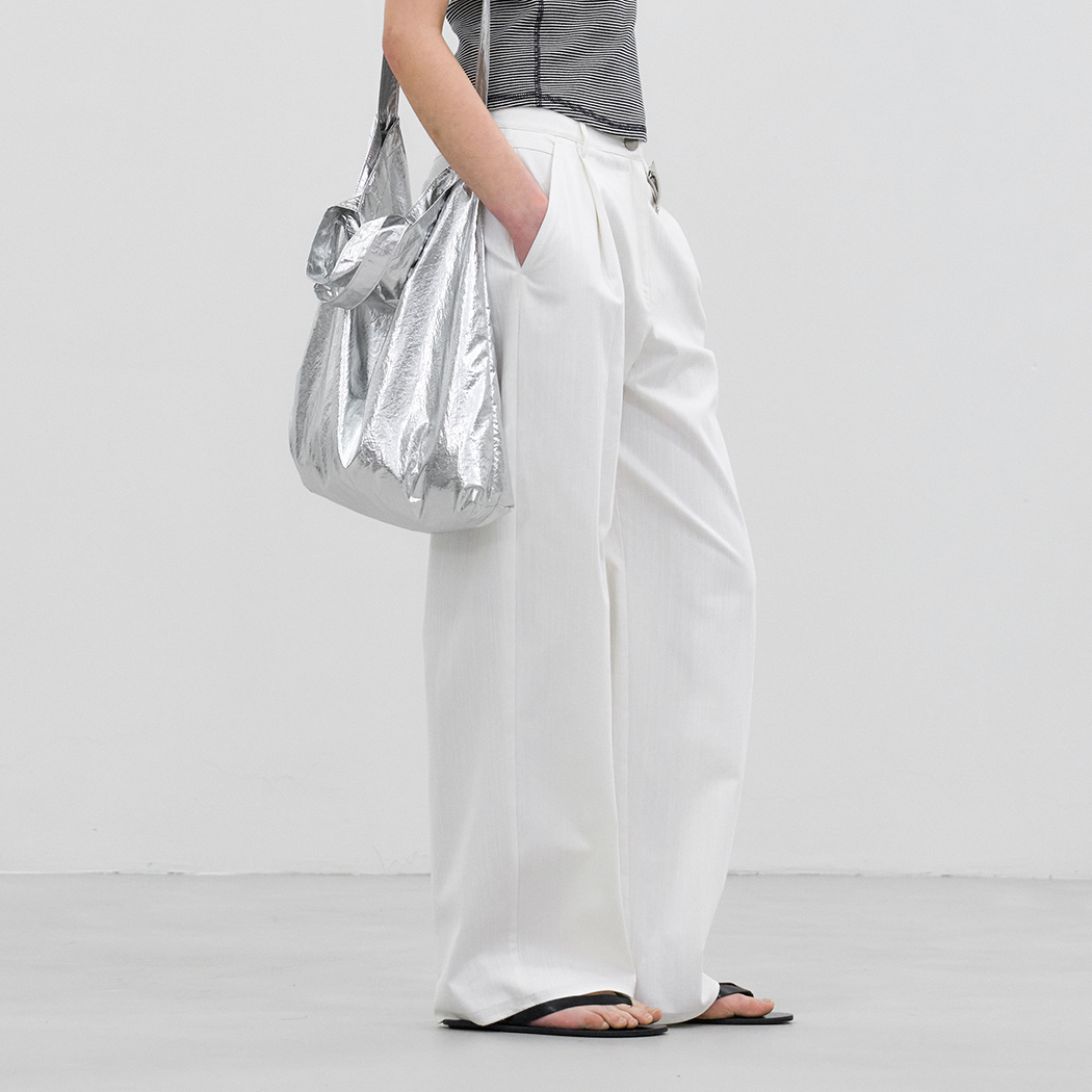 (PT-5774)TEVTURED TUCK CORVED PANTS