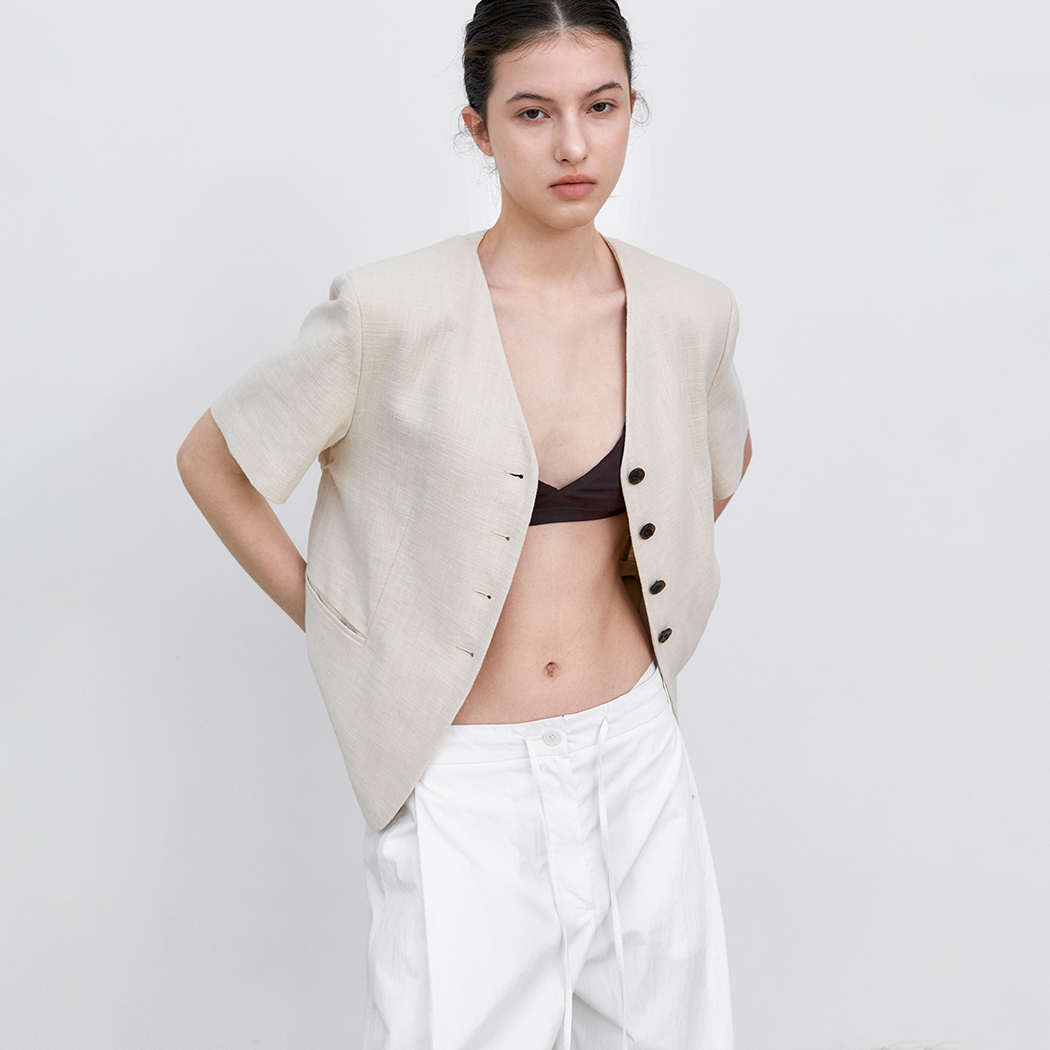 （JK-3070）V-NECK HALF SLEEVE JACKET