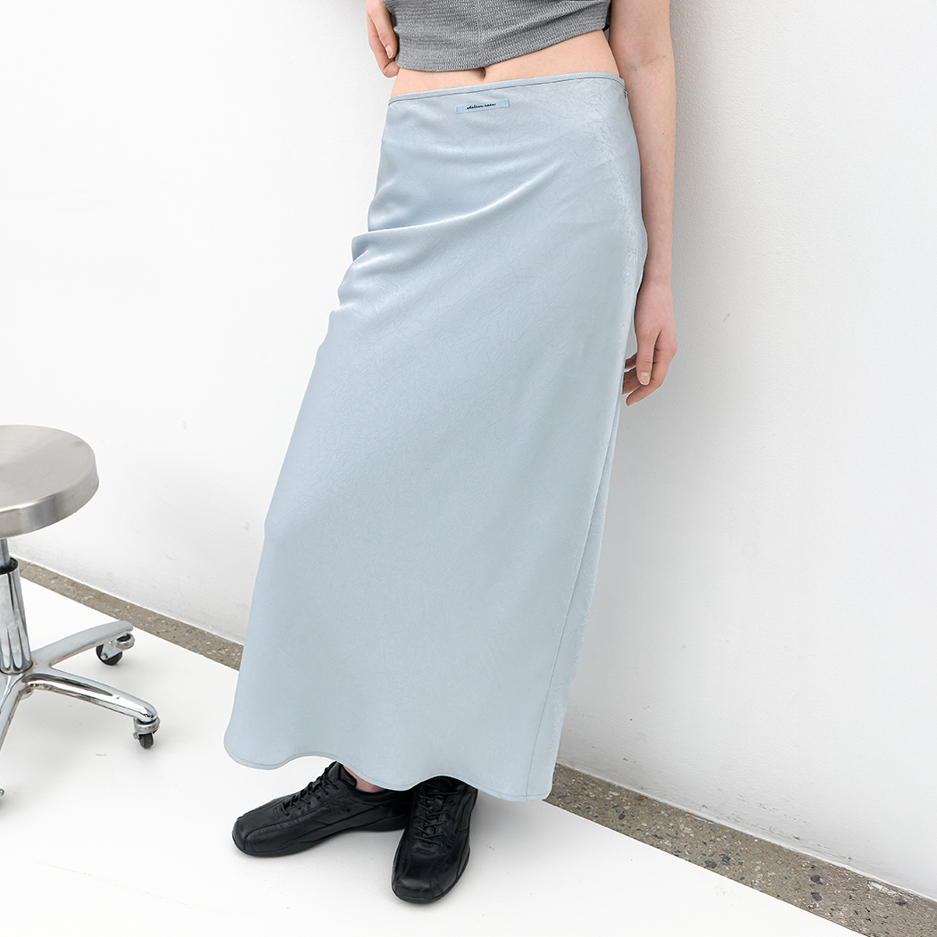 （SK-5108）AN SATIN SET-UP MAXI SKIRT