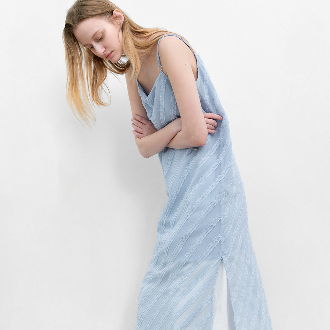 （OP-6329）FEATHER STRIPE JACQUARD DRESS