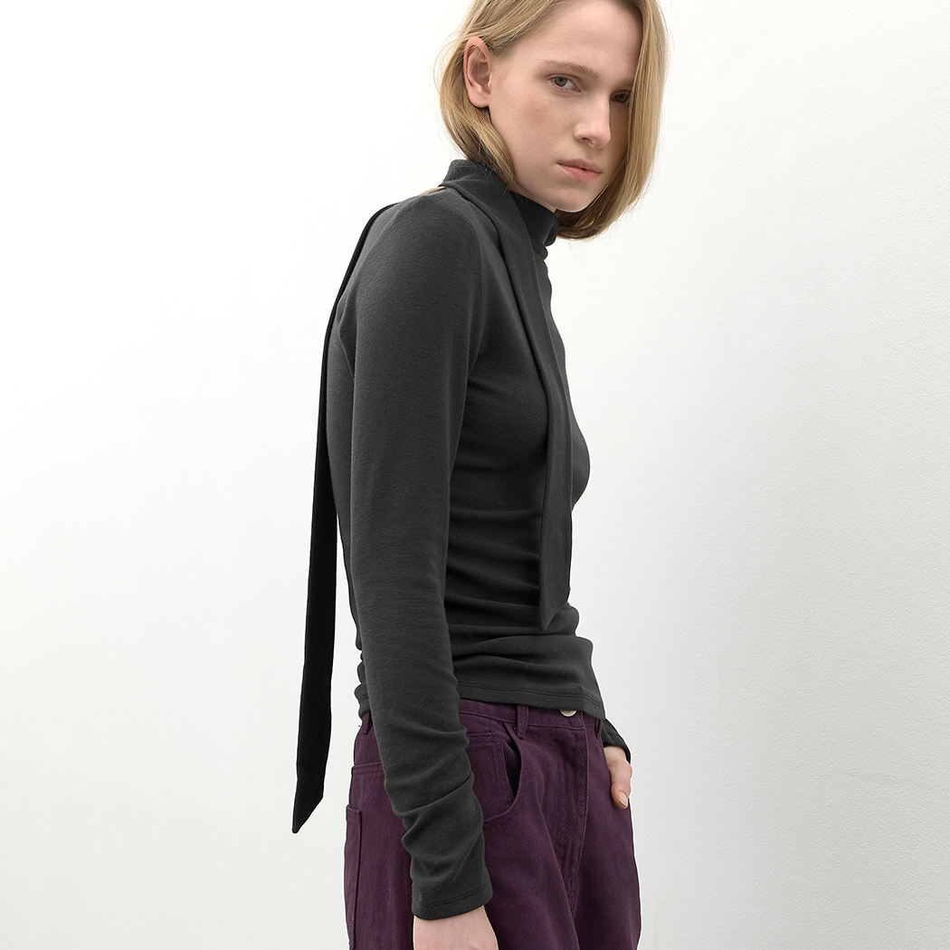 (T-7334)HIGH NECKED SHIRRING JERSEY TOP