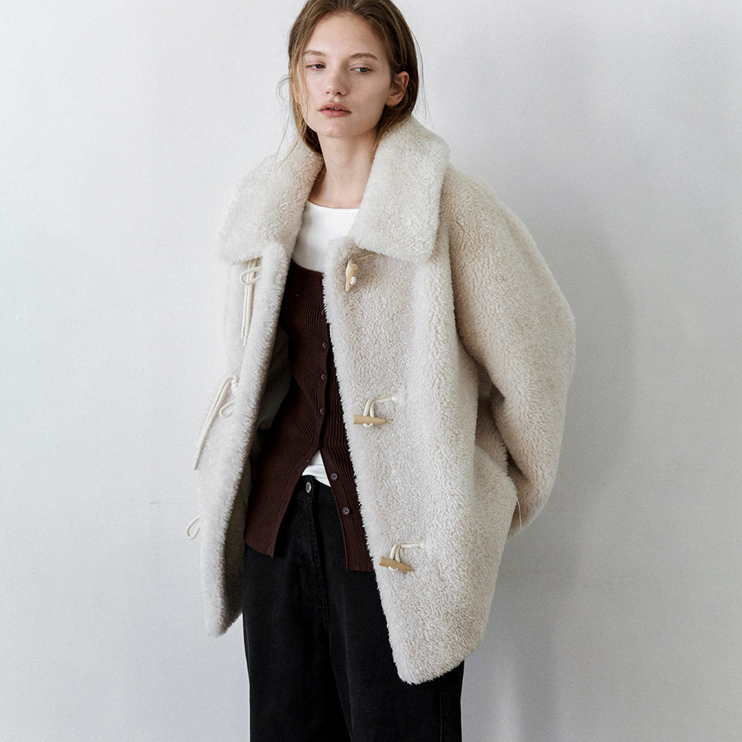 （CT-1504）TOGGLE HALF FUR COAT